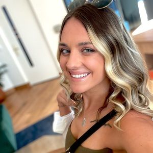 Meet your Posher, Grace